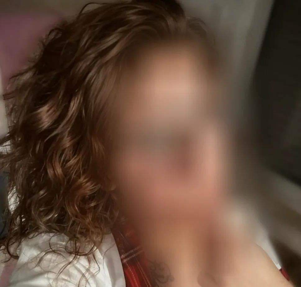 Leila, 37